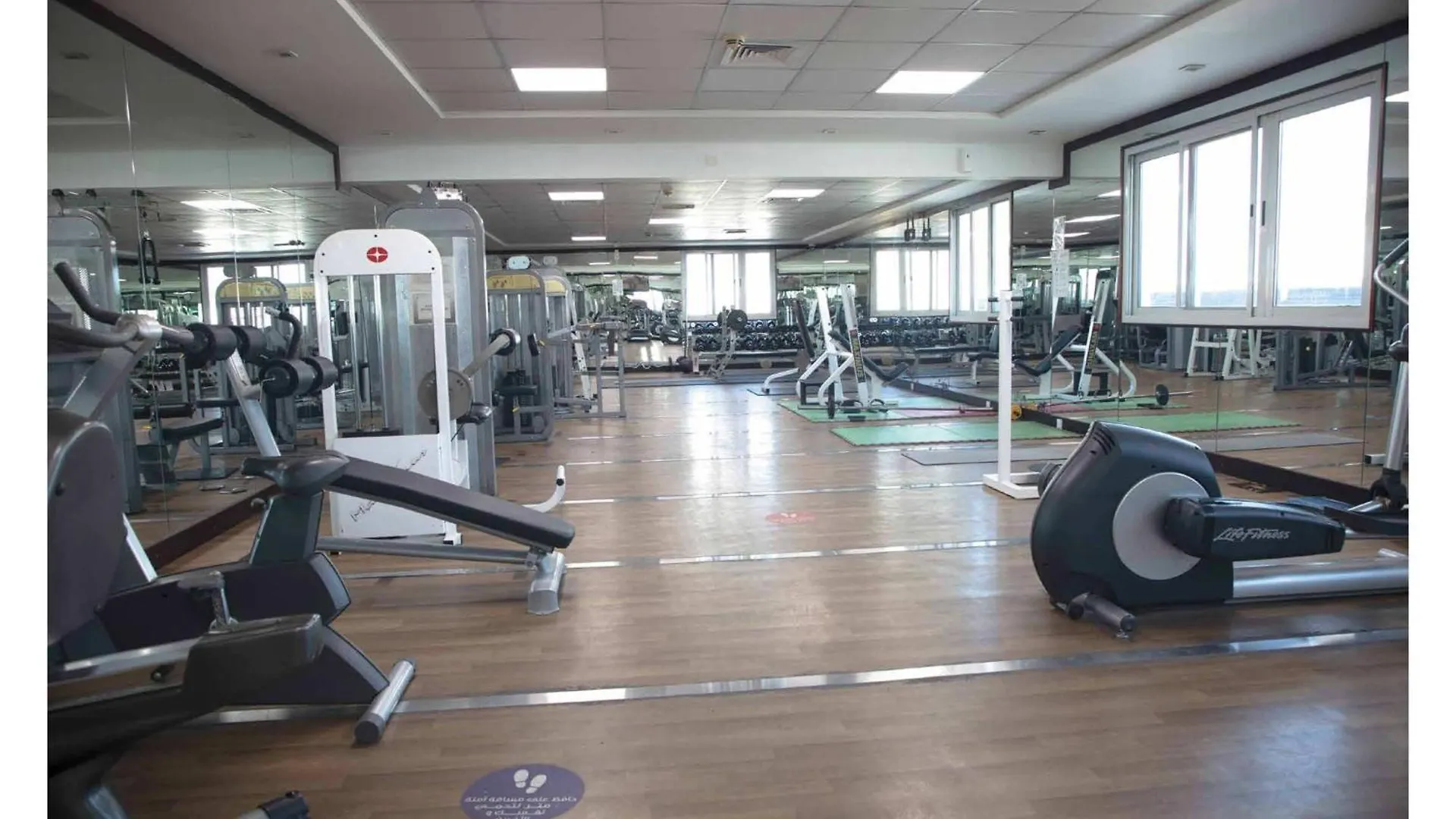 **** Aparthotel Wescott Plaza Hotel Apartments Llc Formerly West Zone Plaza Hotel Apts Dubai United Arab Emirates