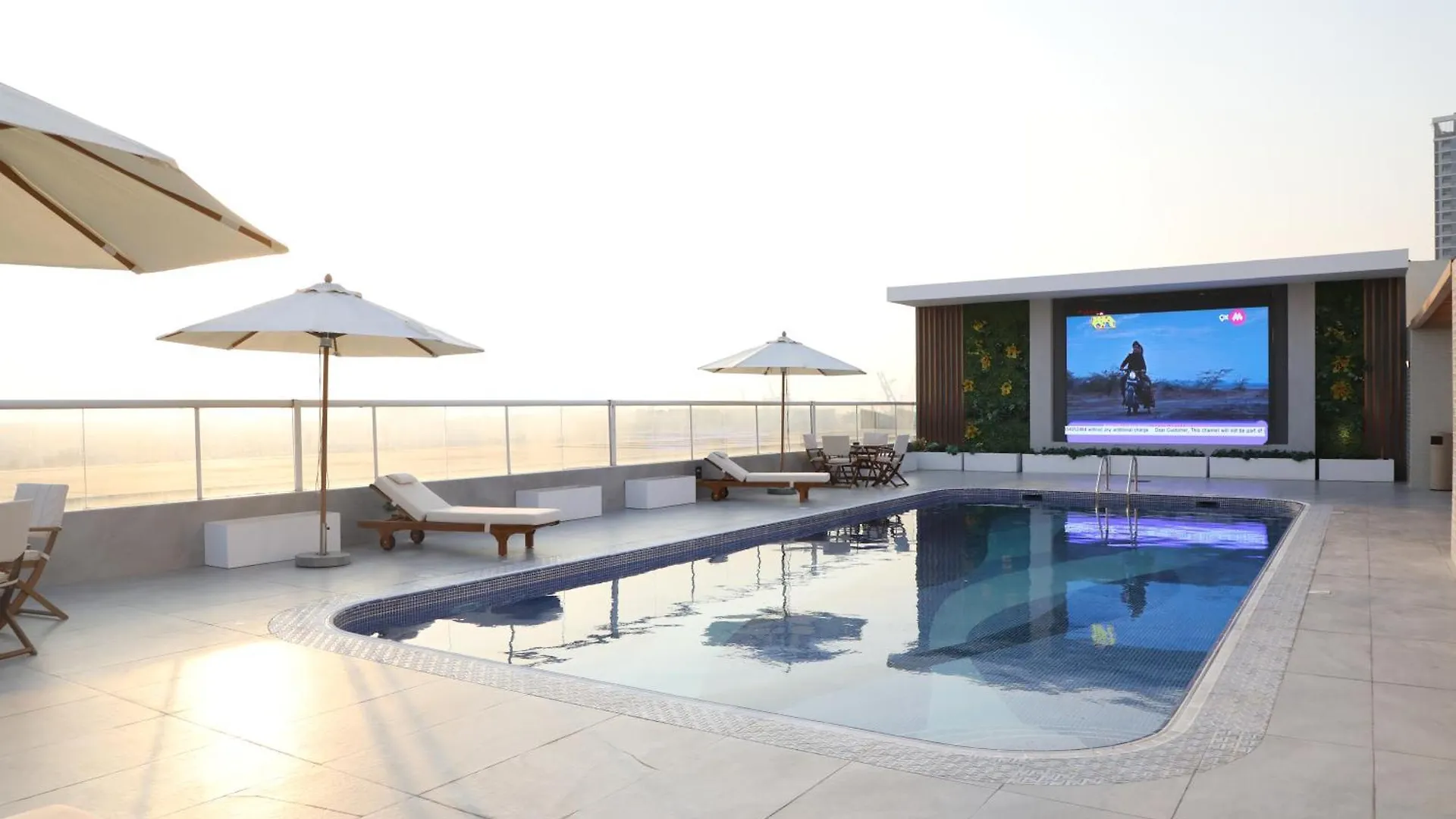 Wescott Plaza Hotel Apartments Llc Formerly West Zone Plaza Hotel Apts Dubai 4*,
