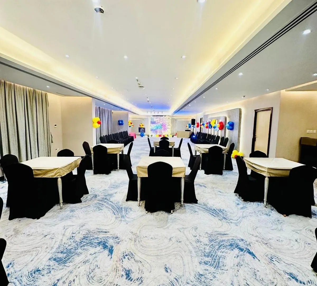 **** Aparthotel Wescott Plaza Hotel Apartments Llc Formerly West Zone Plaza Hotel Apts Dubai United Arab Emirates